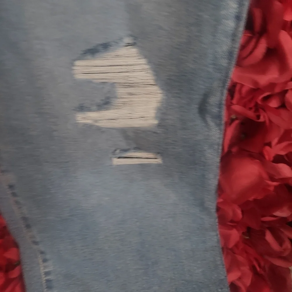 Levis Women's Bootcut Jeans with Frayed Spots Size 18 NWOT